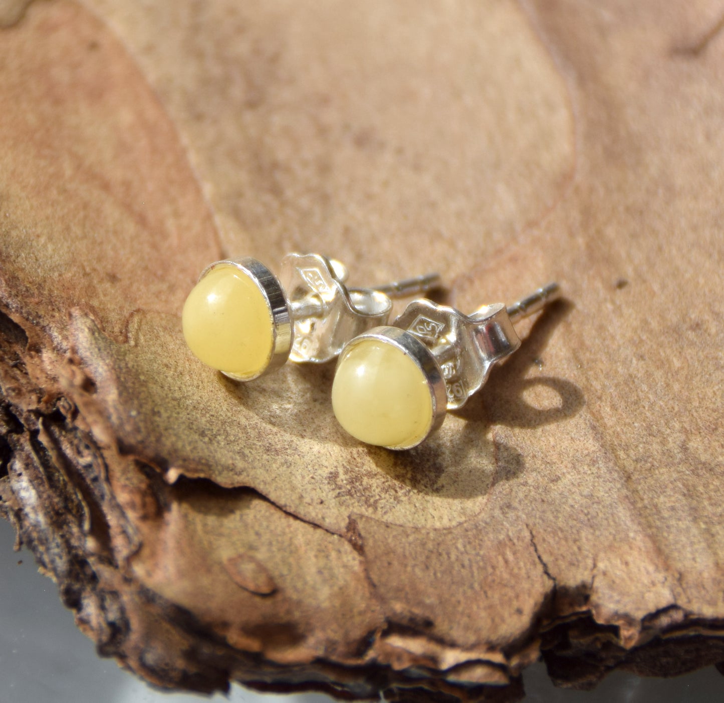 Essential round earrings created with natural Imperial Amber and 925 Silver, MJ Baltica, BK230