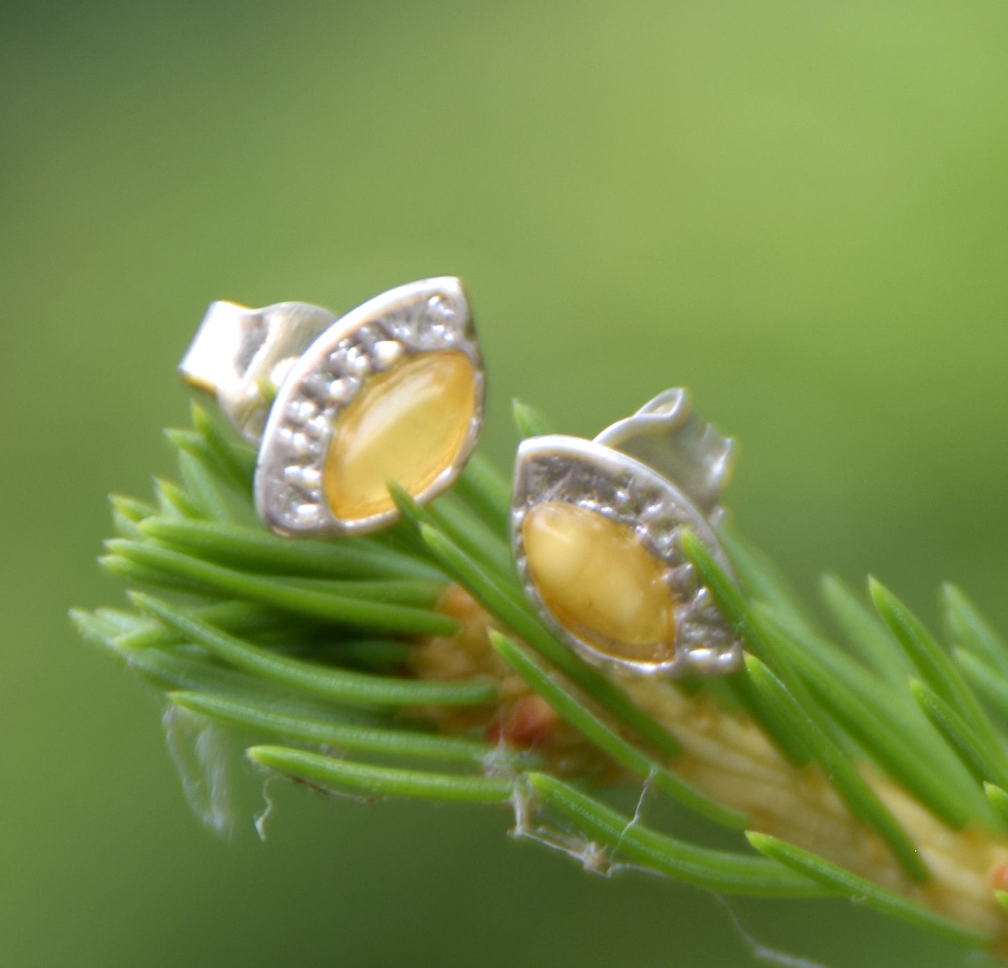 Delicate earrings made with natural Imperial Amber and 925 Silver, MJ Baltica, BK233