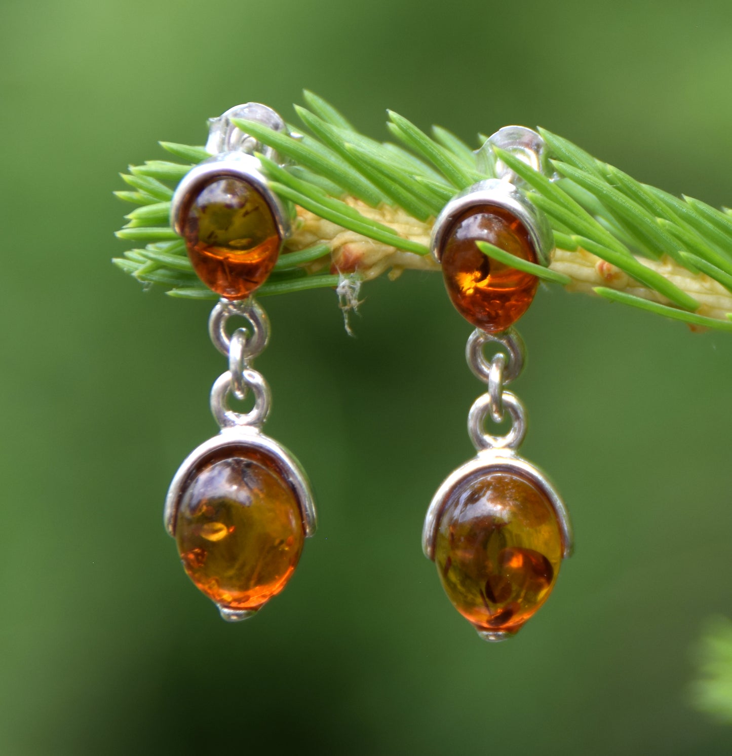 Classic dangle earrings with cognac-colored natural Amber and 925 Sterling Silver, MJ Baltica, BK242