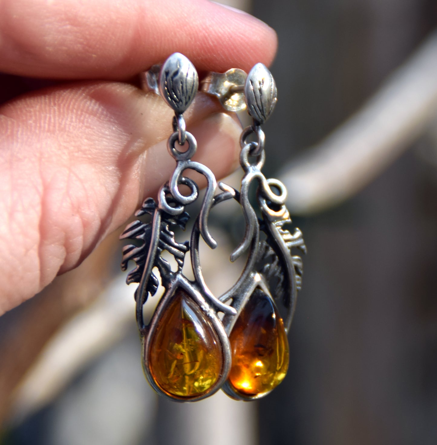 Klassische Ohrringe im Vintage-Stil aus Naturbernstein in Cognac-Farbe und 925er Silber, MJ Baltica, BK254