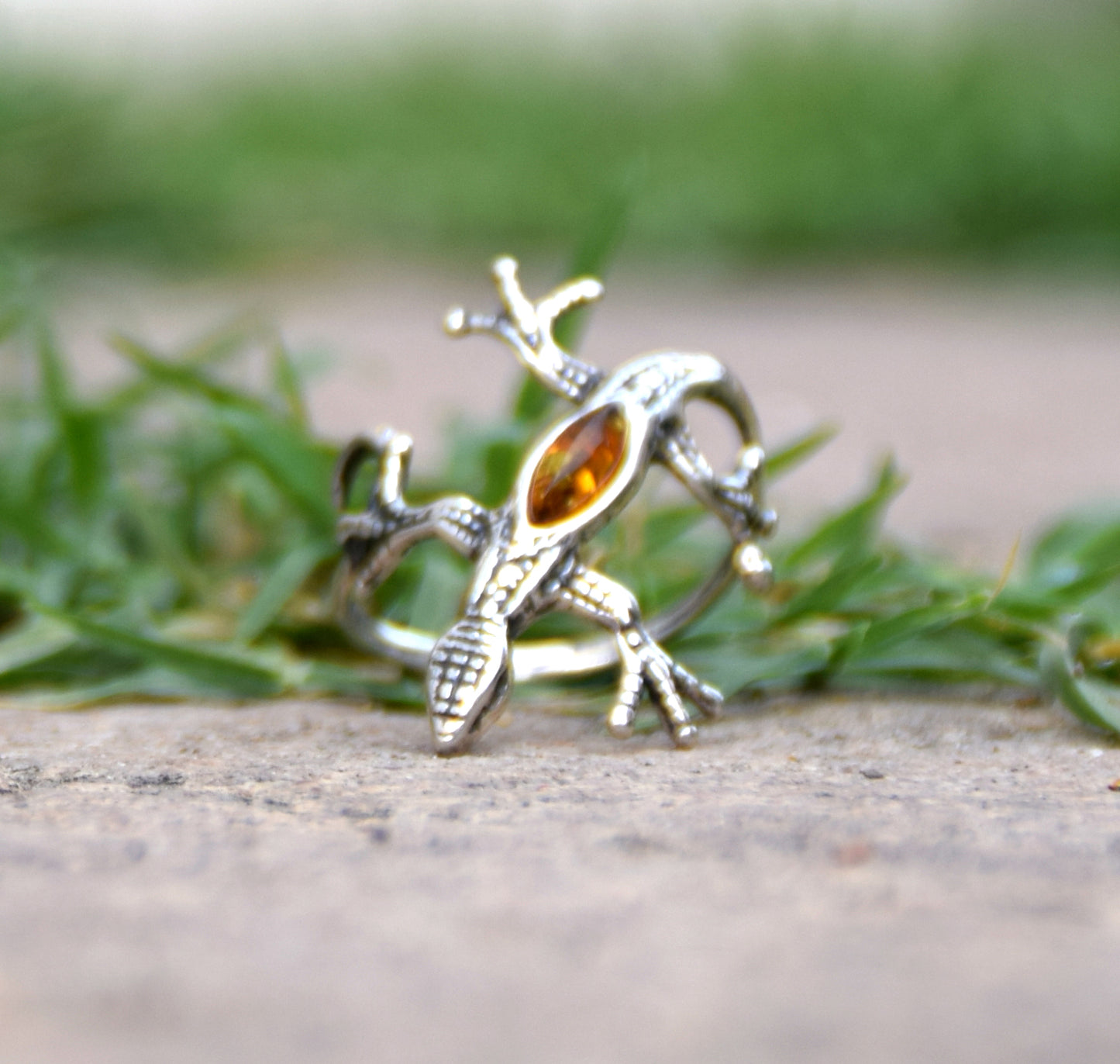 MJ Baltica, anello, Ambra naturale Baltica, Argento 925, geco, lucertola, avvolge, luminoso, fascia, BP086