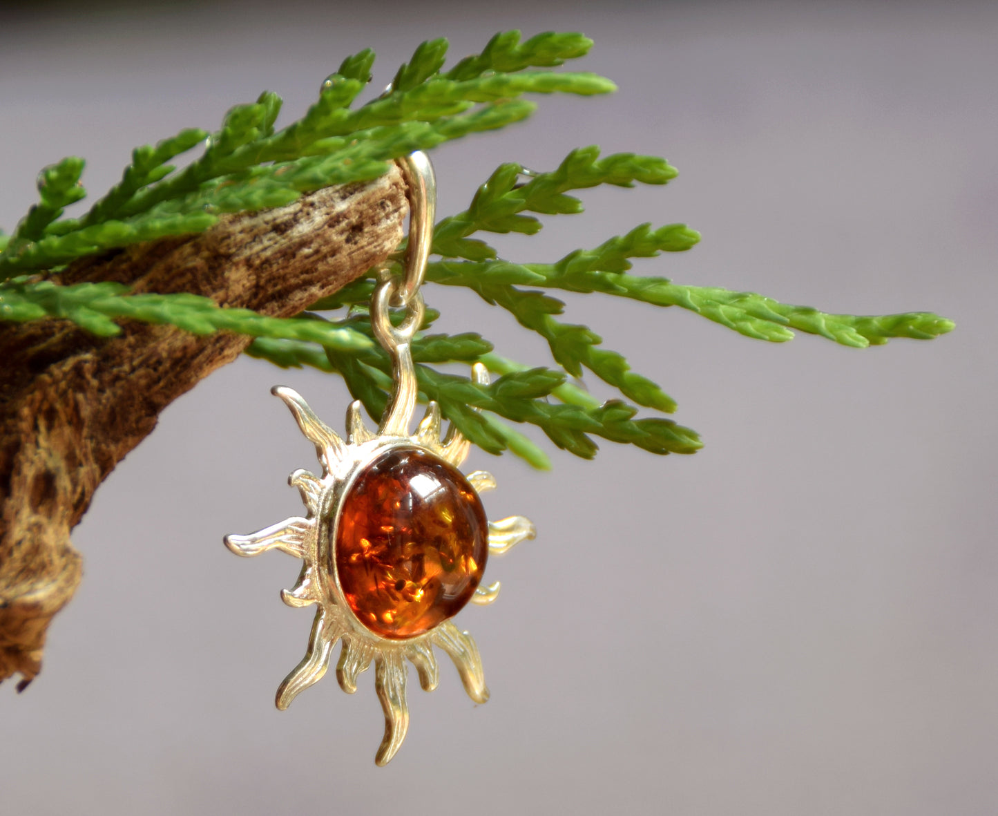 MJ Baltica, ciondolo, Ambra naturale Baltica, Argento 925, sole, artigianale BW009
