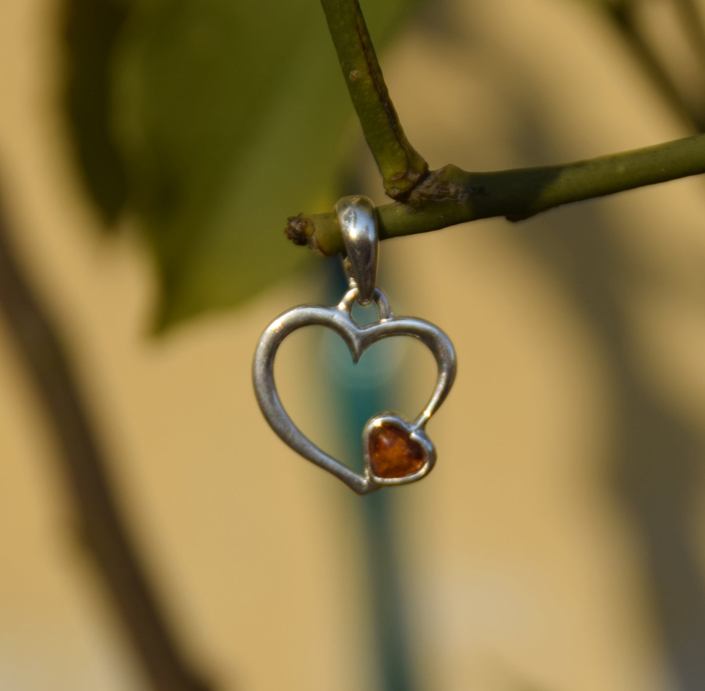 MJ Baltica, ciondolo, Ambra naturale Baltica, Argento 925, Cuore, cuoricino, romantico, BW042