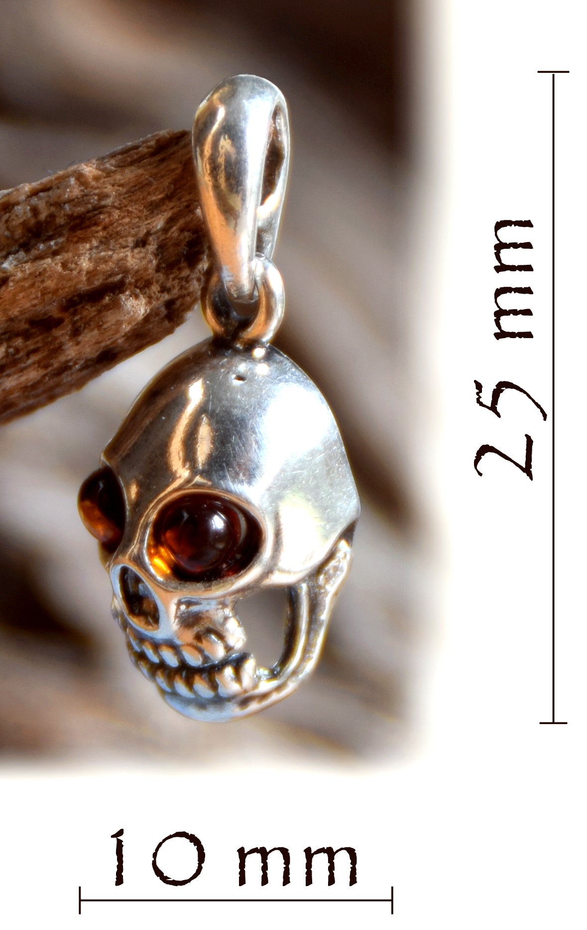 Skull pendant with natural cognac-colored Amber eyes and 925 Silver, MJ Baltica, BW051