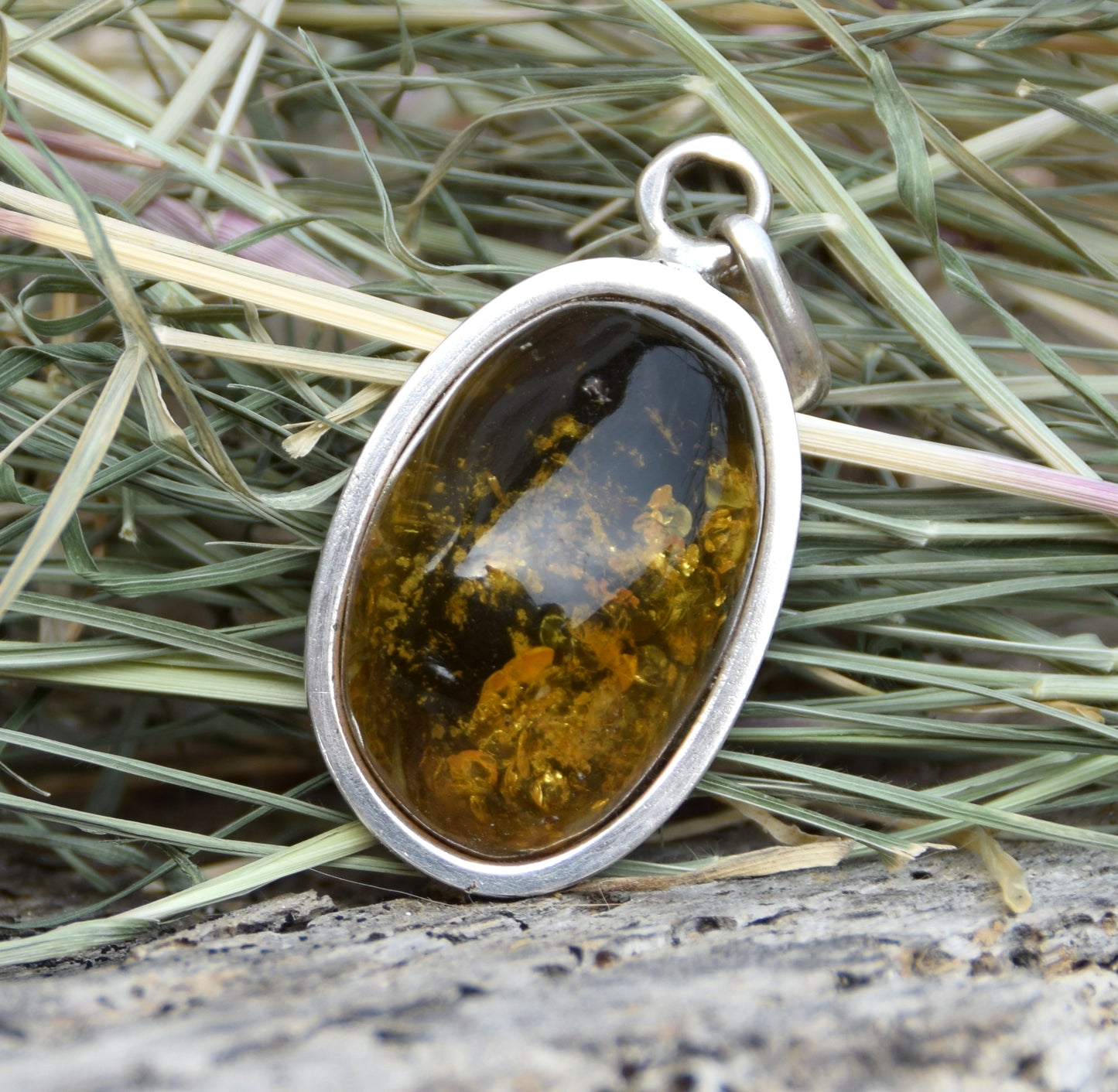 Large oval pendant with natural green amber and 925 silver, MJ Baltica, BW289