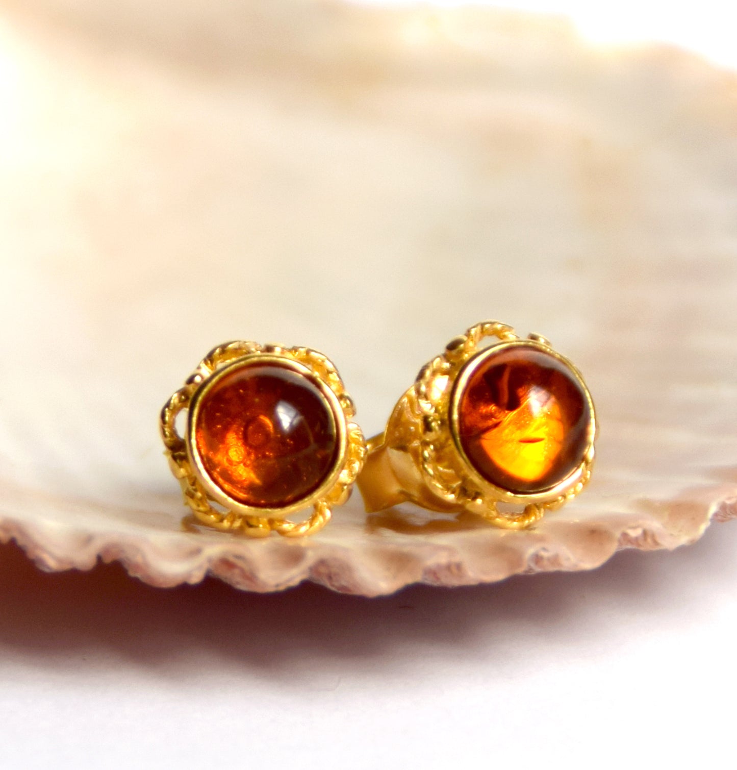 Delicate round earrings with natural cognac Amber and 18k Gold-plated 925 Sterling Silver, MJ Baltica, BZK008