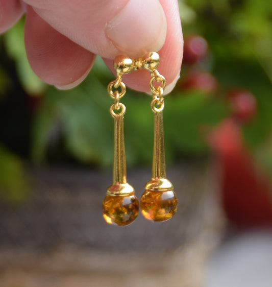 MJ Baltica, orecchini, Ambra naturale Baltica, Argento 925, placcato in Oro 18k, sfera, leggera, delicata, BZK140