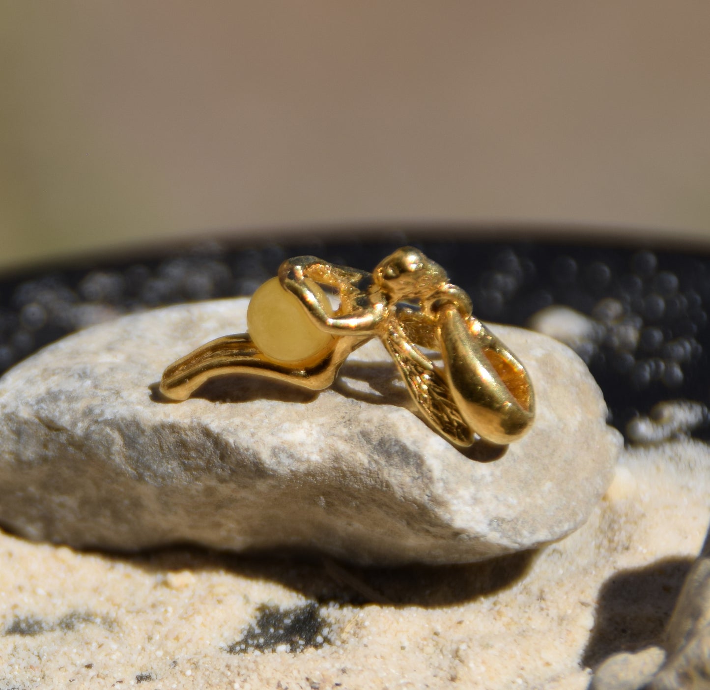 Delicate fairy pendant in 925 Sterling Silver plated with 18k Gold and Imperial Natural Amber, MJ Baltica, BZW161