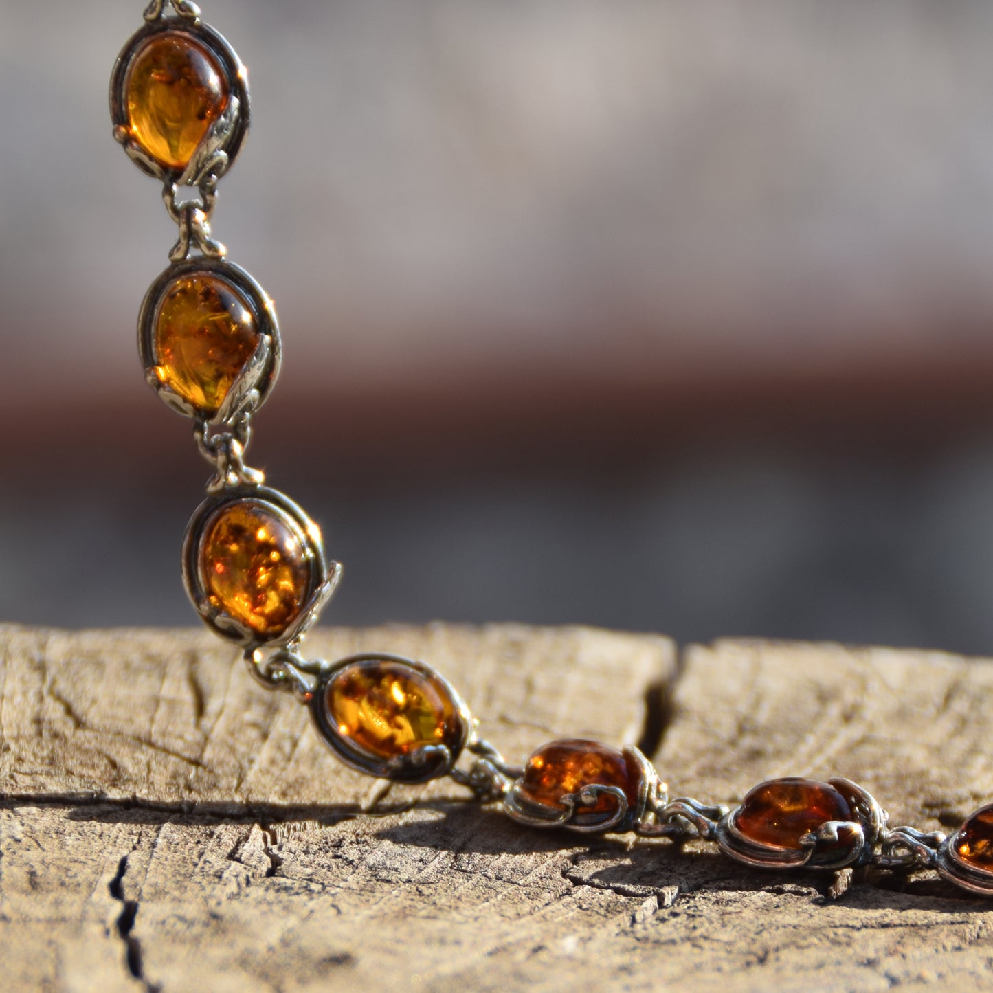 Elegantes Armband im Vintage-Stil aus Cognac-farbenem Naturbernstein und 925er Silber, MJ Baltica, BB004