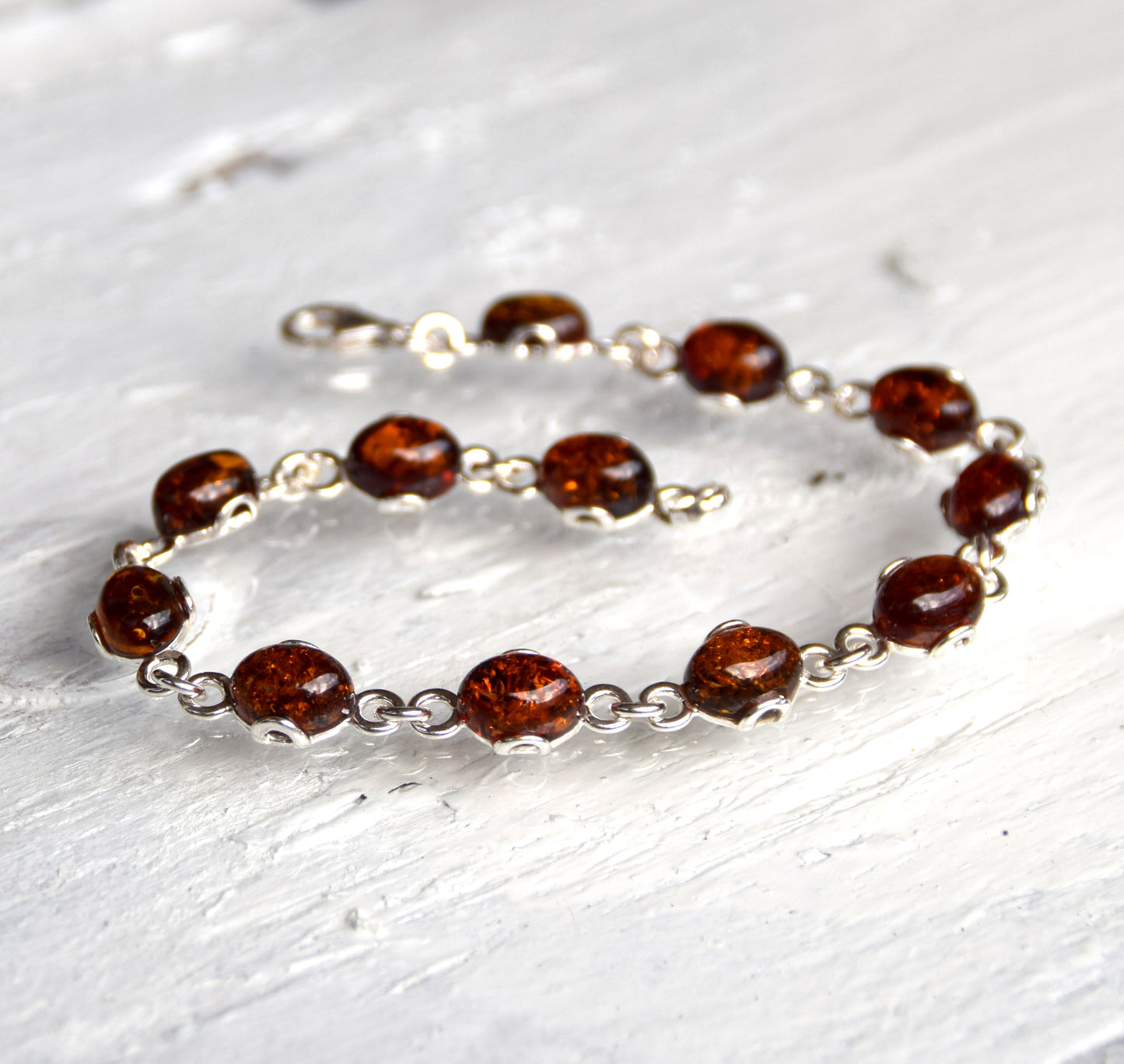 MJ Baltica, bracelet, natural Baltic amber, 925 silver, drops of light, light chain BB008