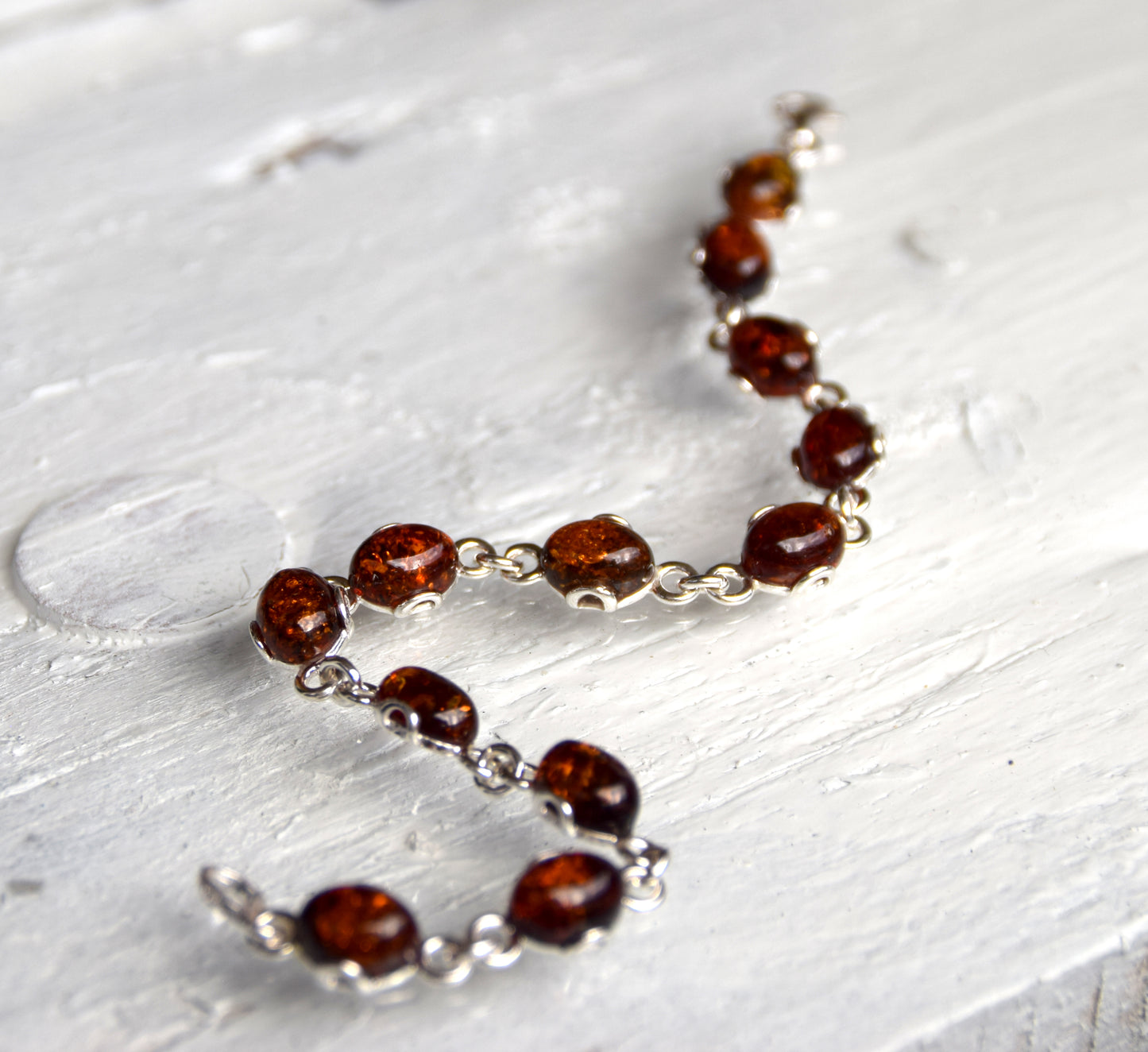 MJ Baltica, bracelet, natural Baltic amber, 925 silver, drops of light, light chain BB008