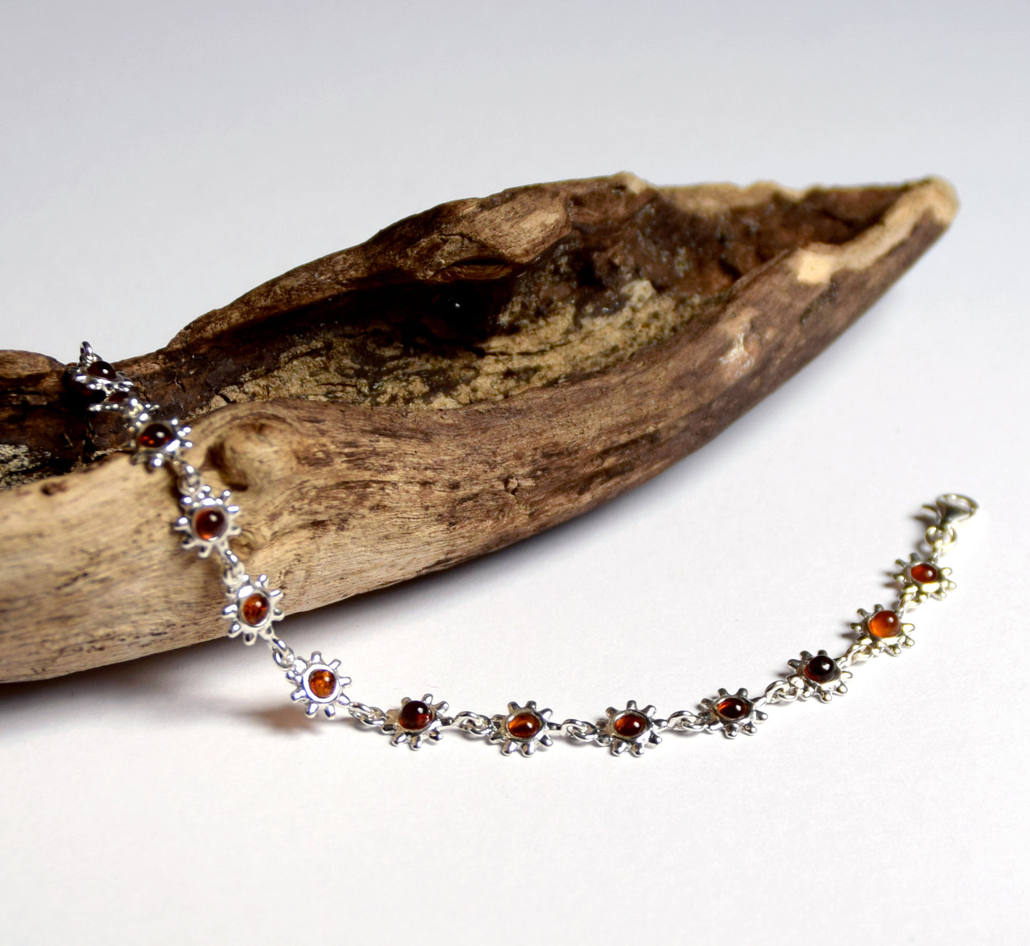 MJ Baltica, bracelet, natural amber 925 silver, delicate, flowers BB013