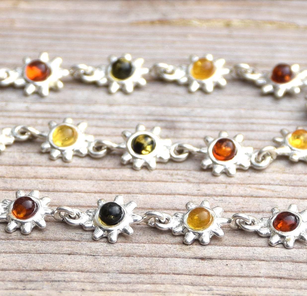 Bright floral style bracelet in natural Baltic Amber and 925 Silver, MJ Baltica, BB015
