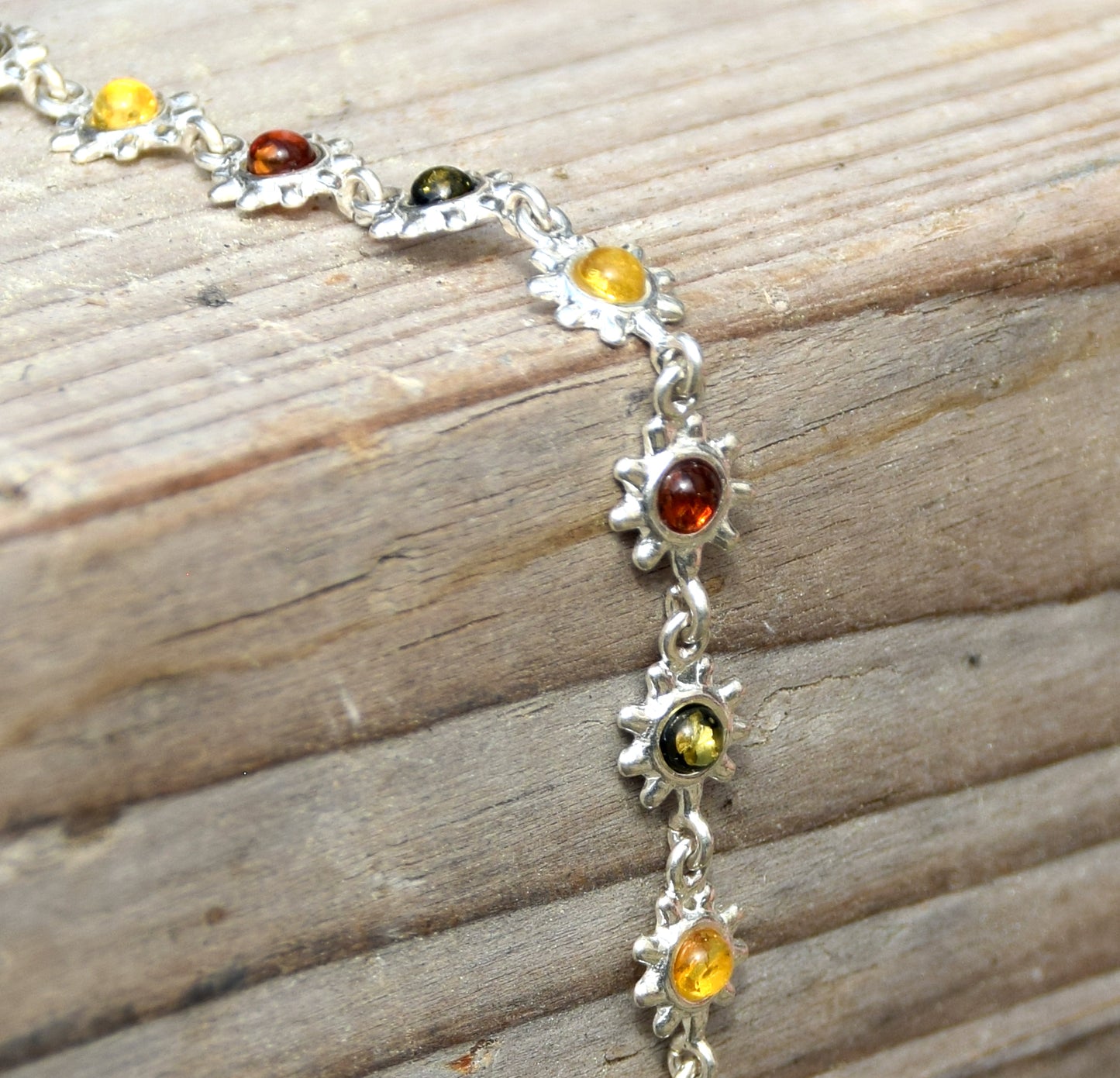 Bright floral style bracelet in natural Baltic Amber and 925 Silver, MJ Baltica, BB015