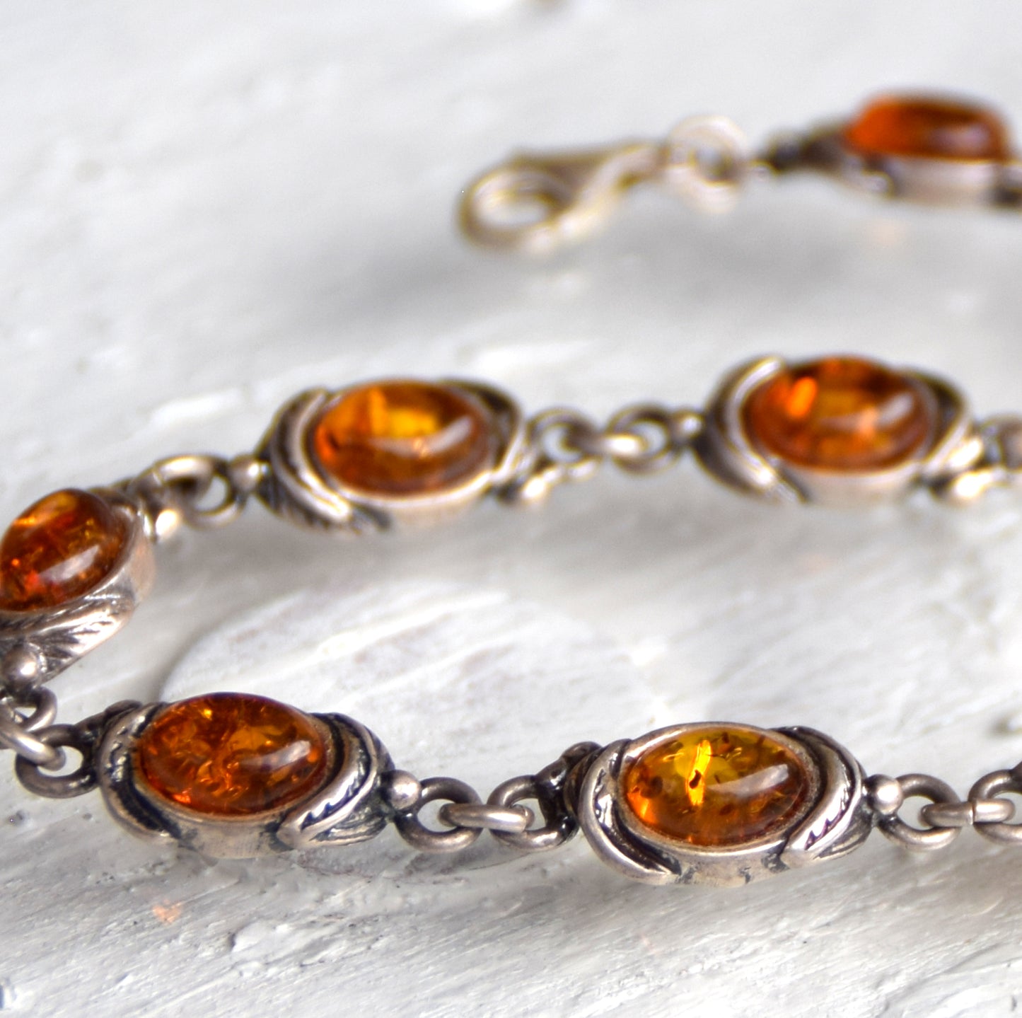 MJ Baltica, bracelet, natural Baltic amber, 925 silver, vintage, large, unique, handcrafted, BB027