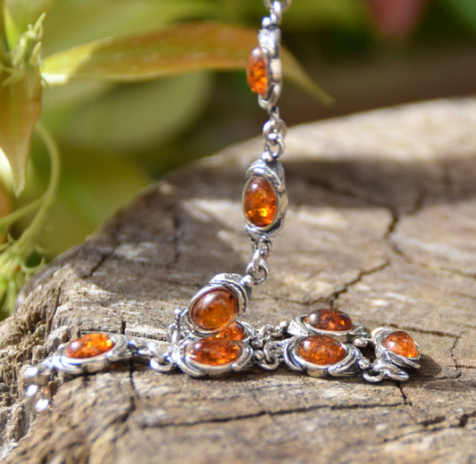 Elegant vintage style bracelet in cognac-colored natural Amber and 925 Silver, MJ Baltica, BB027