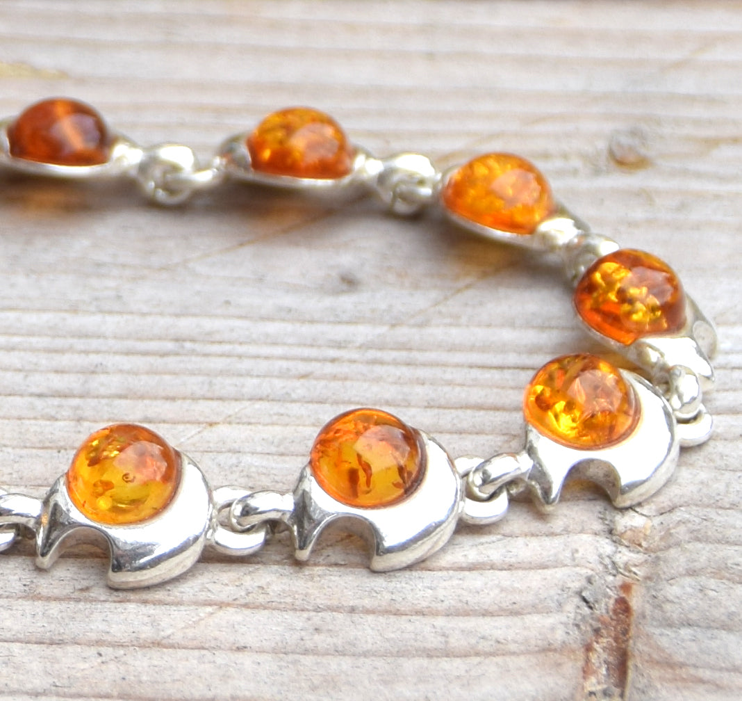 Intense bracelet made with natural cognac-colored Amber and 925 Silver, MJ Baltica, BB037