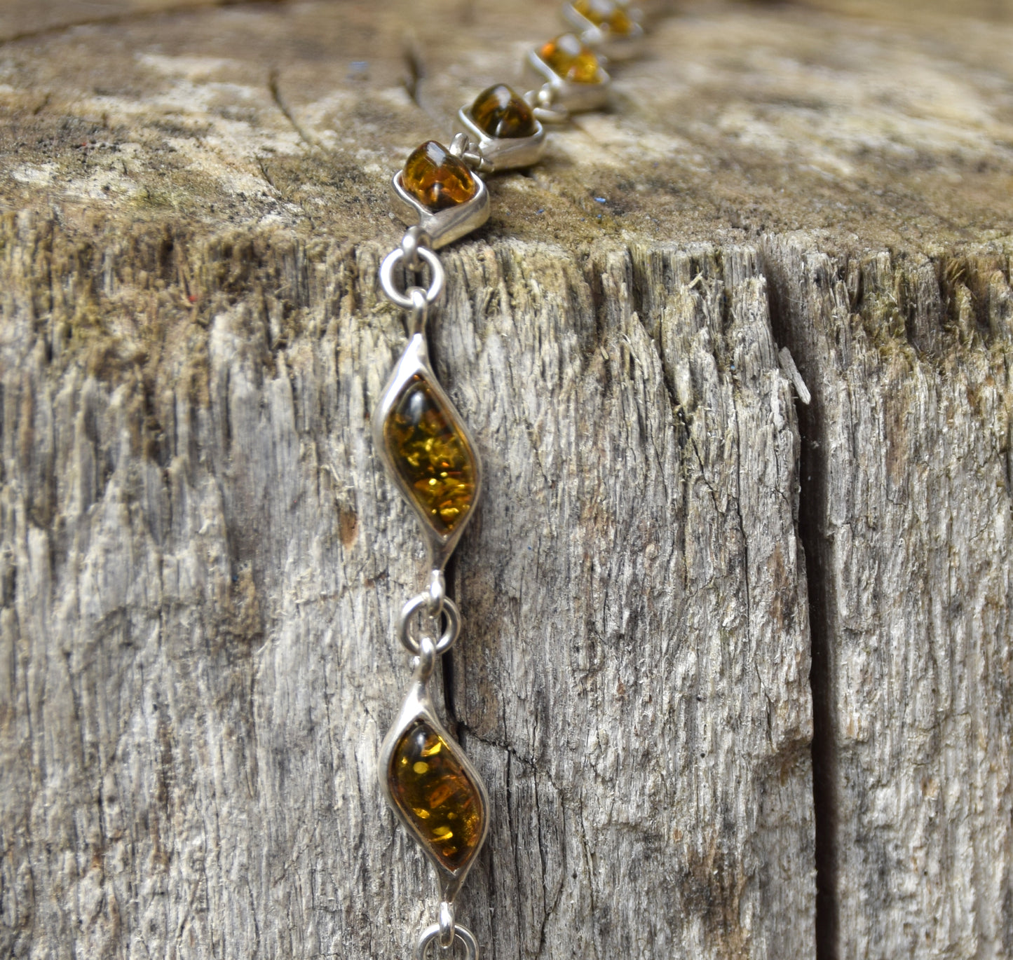 Elegant bracelet crafted with natural green Amber and 925 Silver, MJ Baltica, BB045
