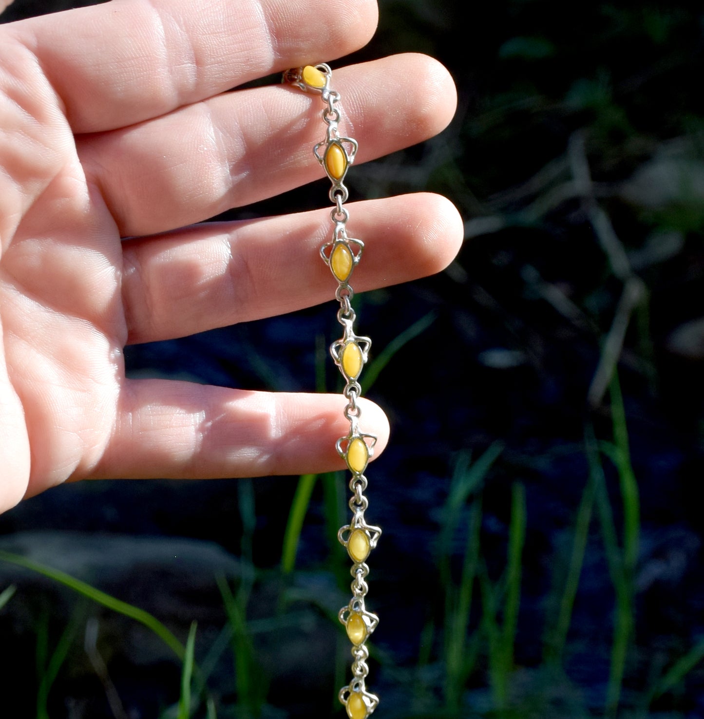 MJ Baltica, bracelet, natural Baltic amber, 925 silver, luminous, elegant, handcrafted, imperial amber, BB046