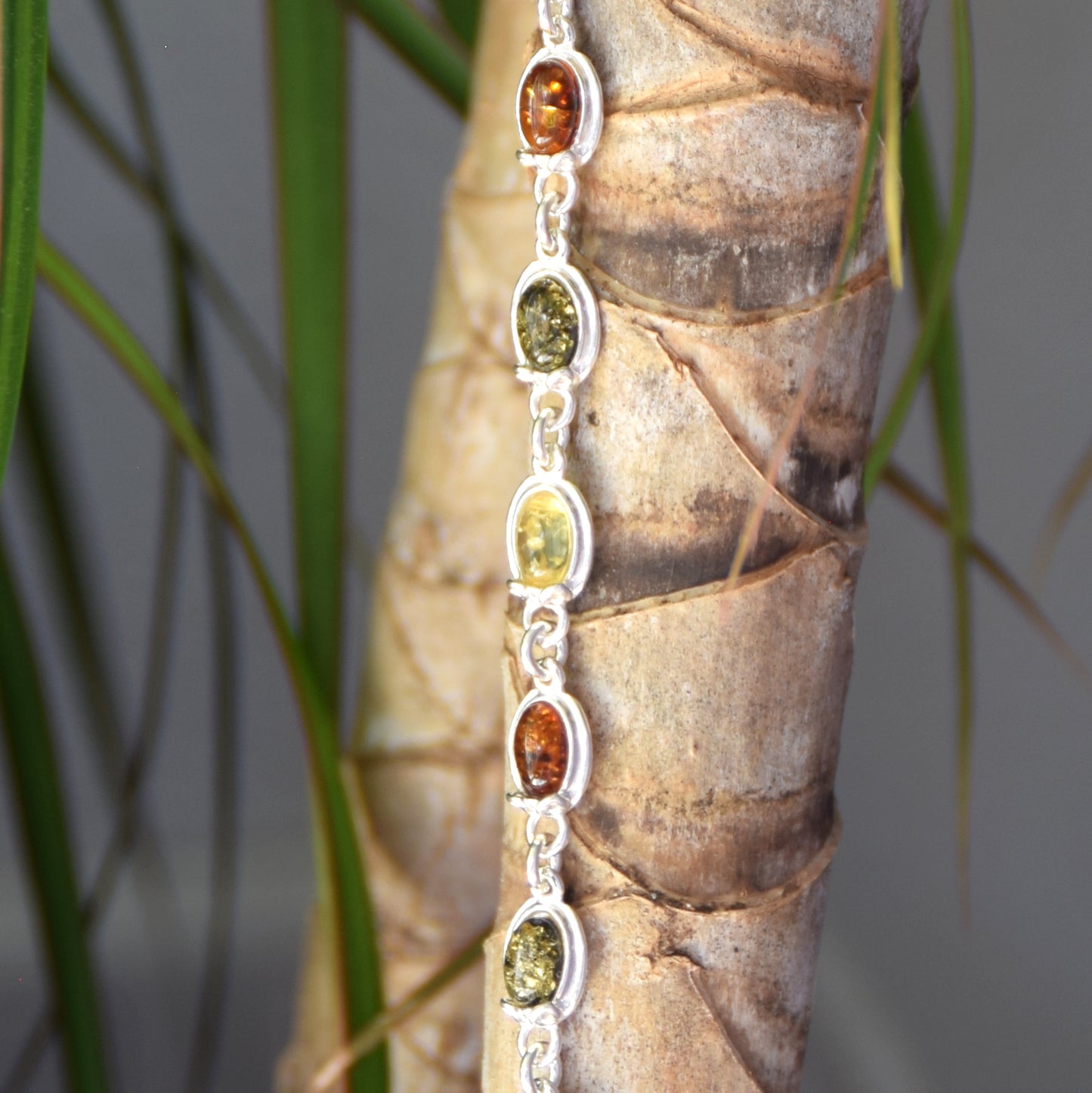Elegante bracciale stile vintage in Ambra naturale di varie tonalità e Argento 925, MJ Baltica, BB047