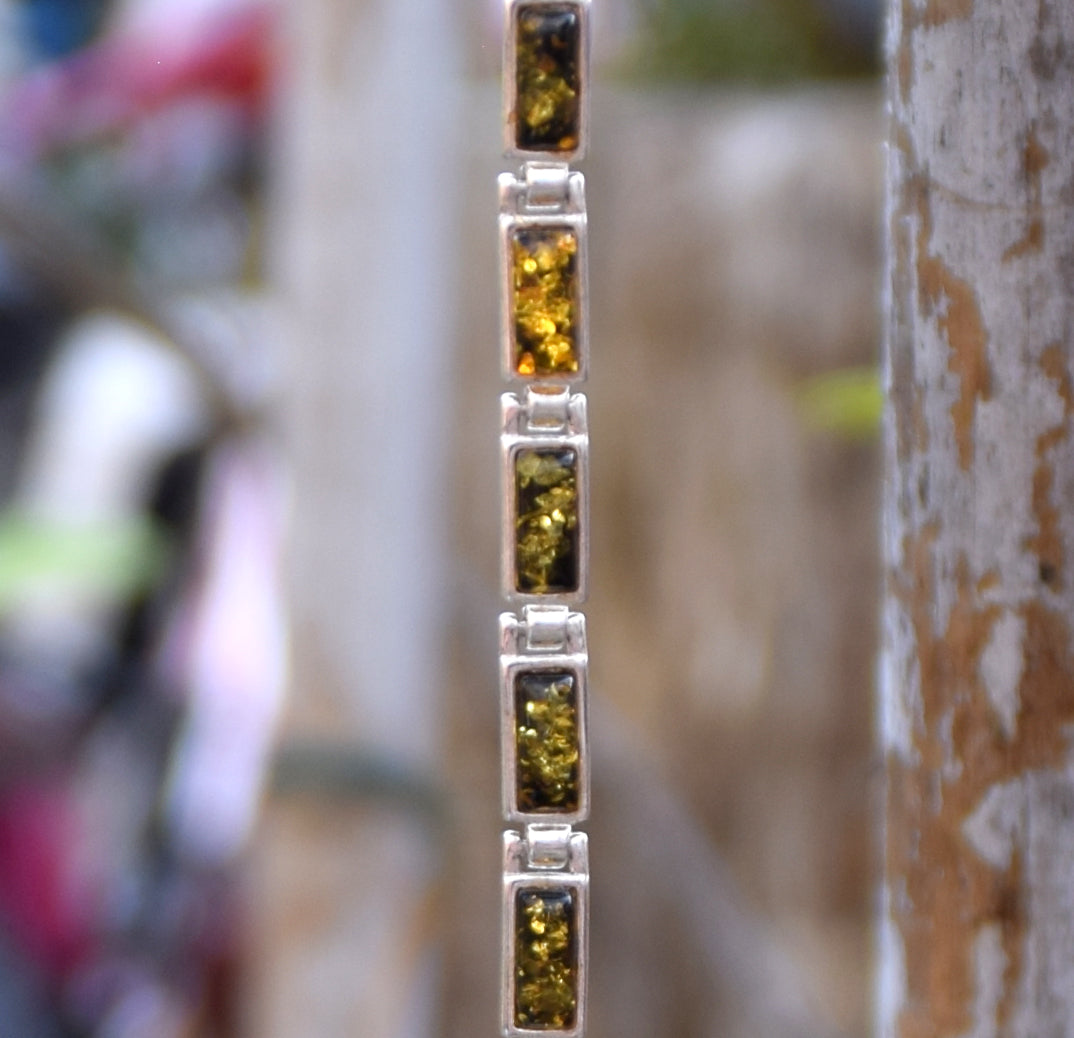 Linear bracelet in an essential style created with natural Baltic Amber, 925 Silver, MJ Baltica, BB049