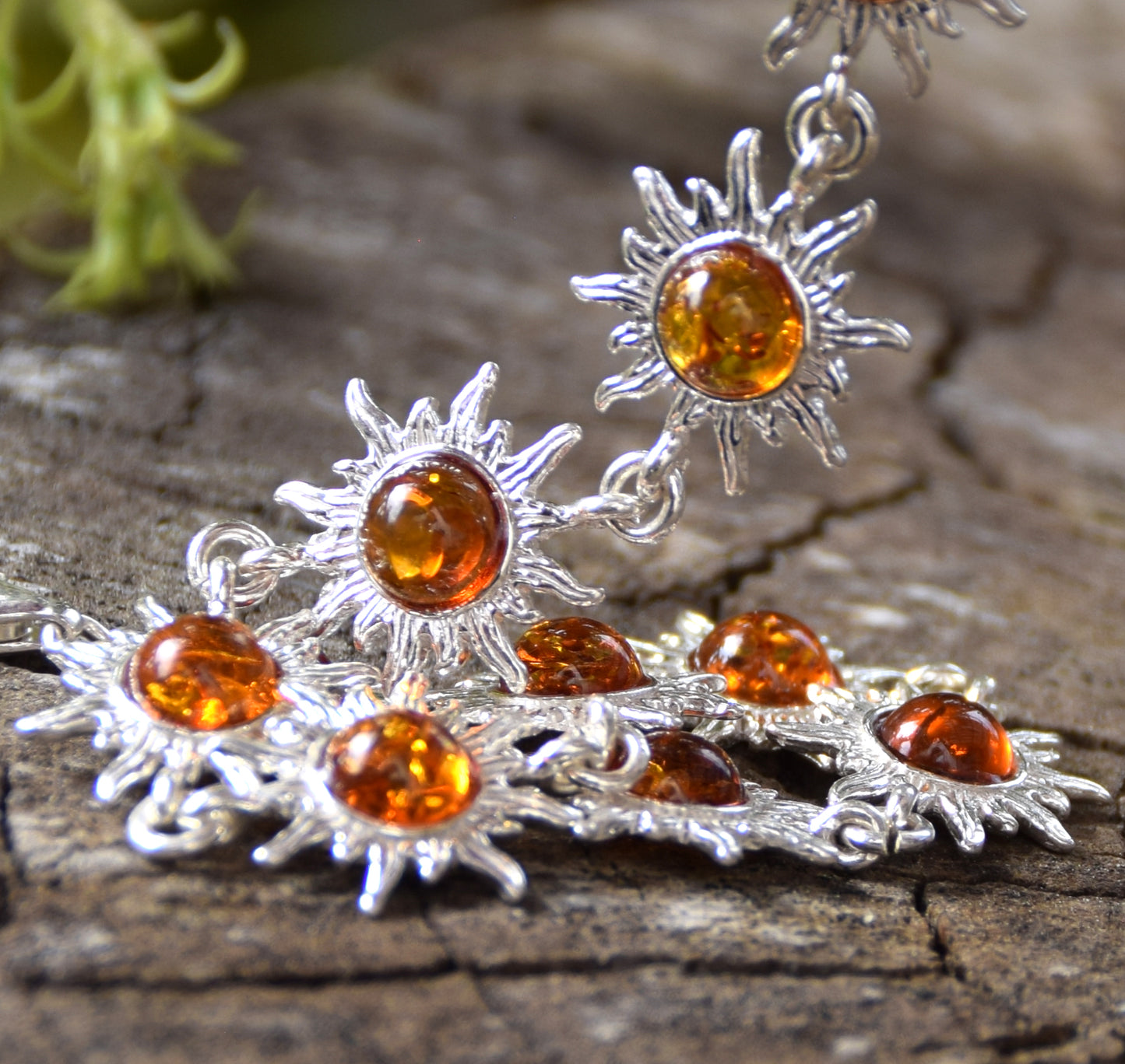 Bracciale con i soli splendente di luce creato con Ambra naturale color cognac e Argento 925, MJ Baltica, BB058