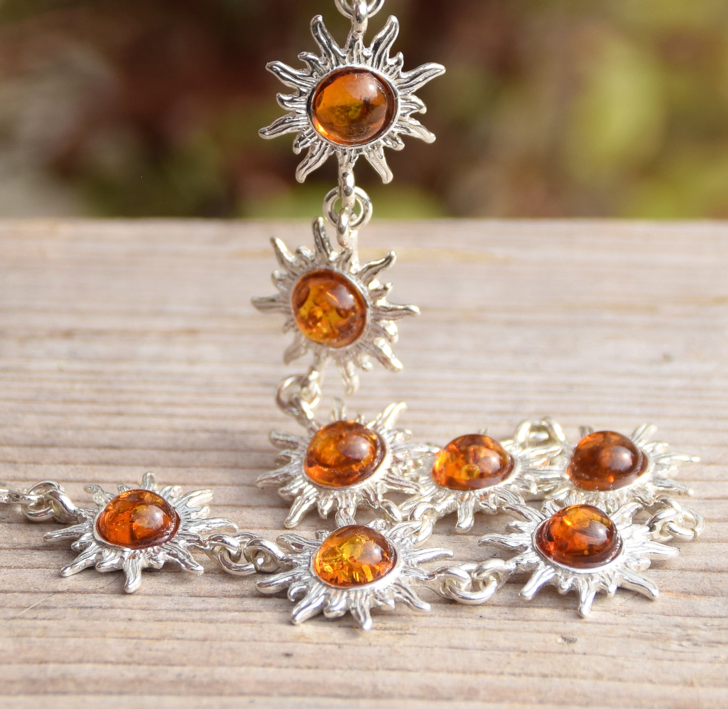 Bracciale con i soli splendente di luce creato con Ambra naturale color cognac e Argento 925, MJ Baltica, BB058