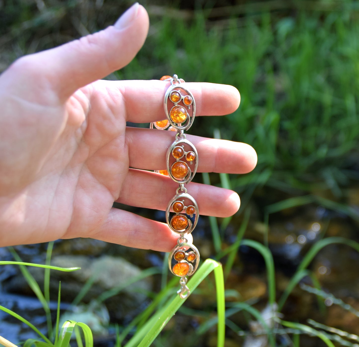 MJ Baltica, bracelet, natural Baltic amber, 925 silver, bright, elegant, handcrafted, cognac, flowers, BB061