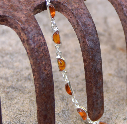 MJ Baltica, bracciale, Ambra naturale Baltica, Argento 925, luminoso, elegante, artigianale, cognac, BB091