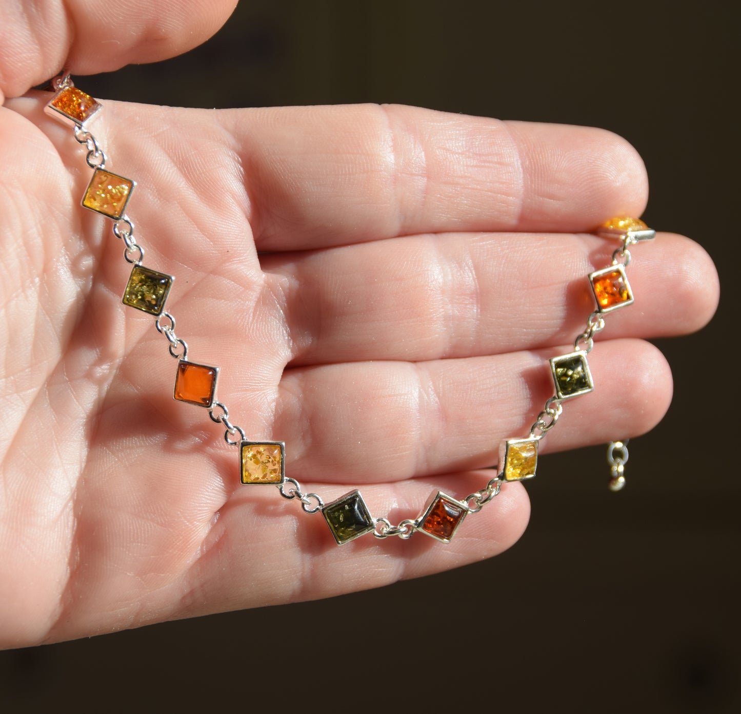 Adjustable minimalist bracelet made with natural Amber in various shades and 925 Sterling Silver, MJ Baltica, BB110