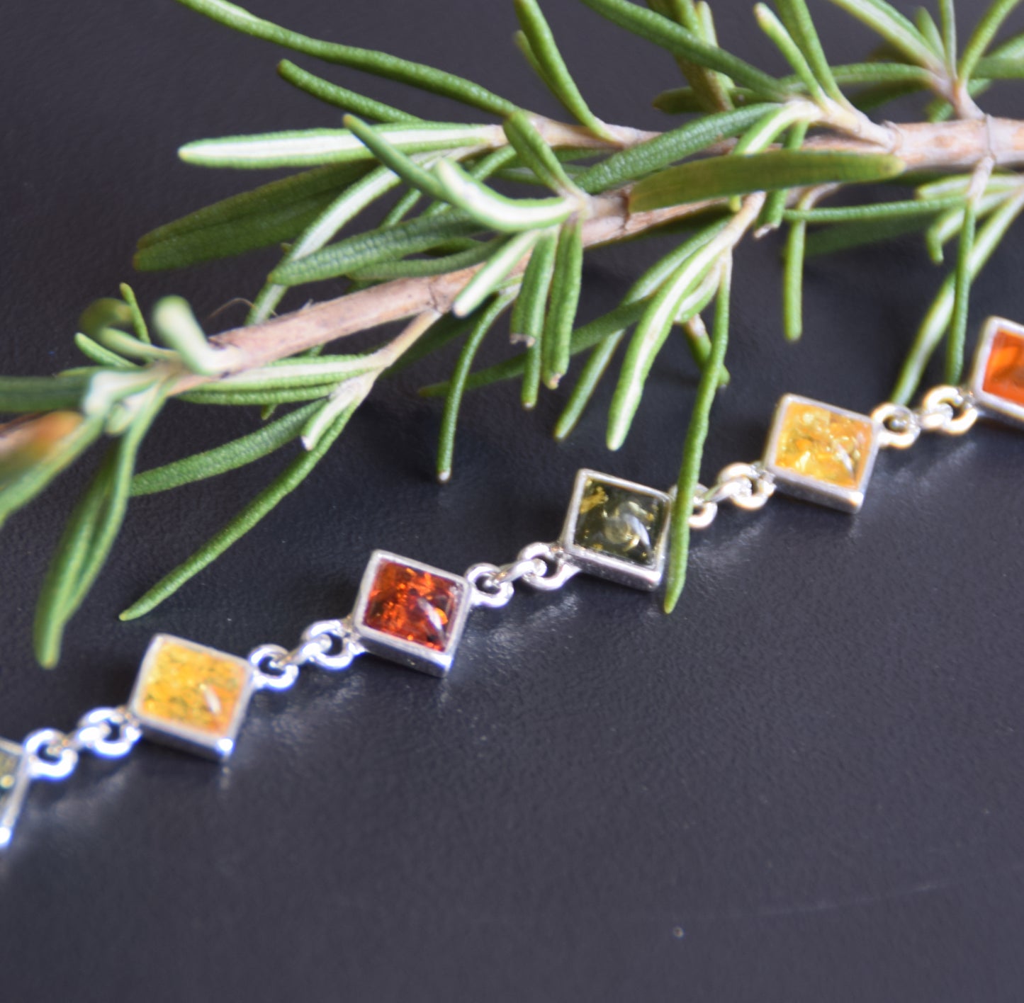 Adjustable minimalist bracelet made with natural Amber in various shades and 925 Sterling Silver, MJ Baltica, BB110