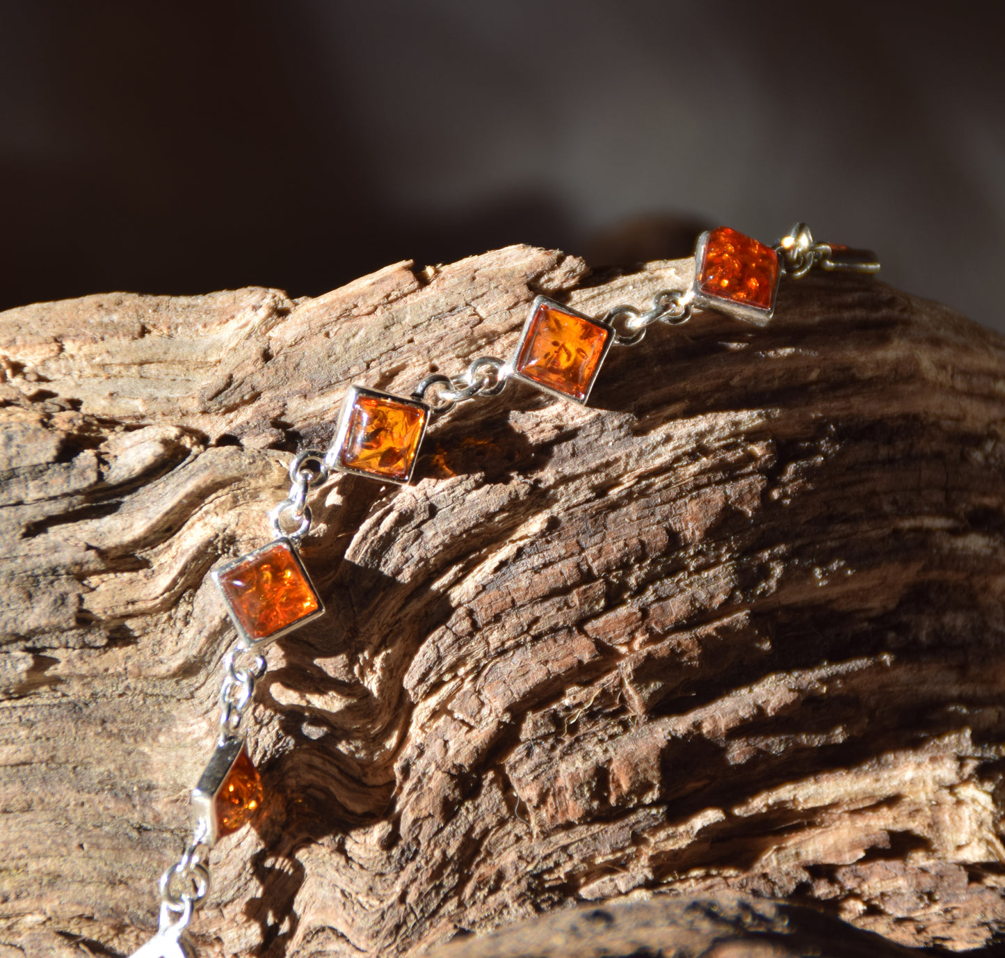 Adjustable minimalist bracelet made with natural cognac-colored Amber and Sterling Silver 925, MJ Baltica, BB111