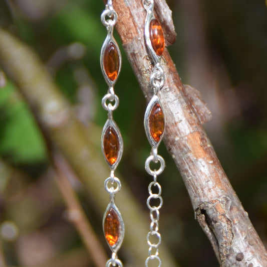Luminoso bracciale regolabile creato con Ambra naturale di color cognac e Argento 925, MJ Baltica, BB119
