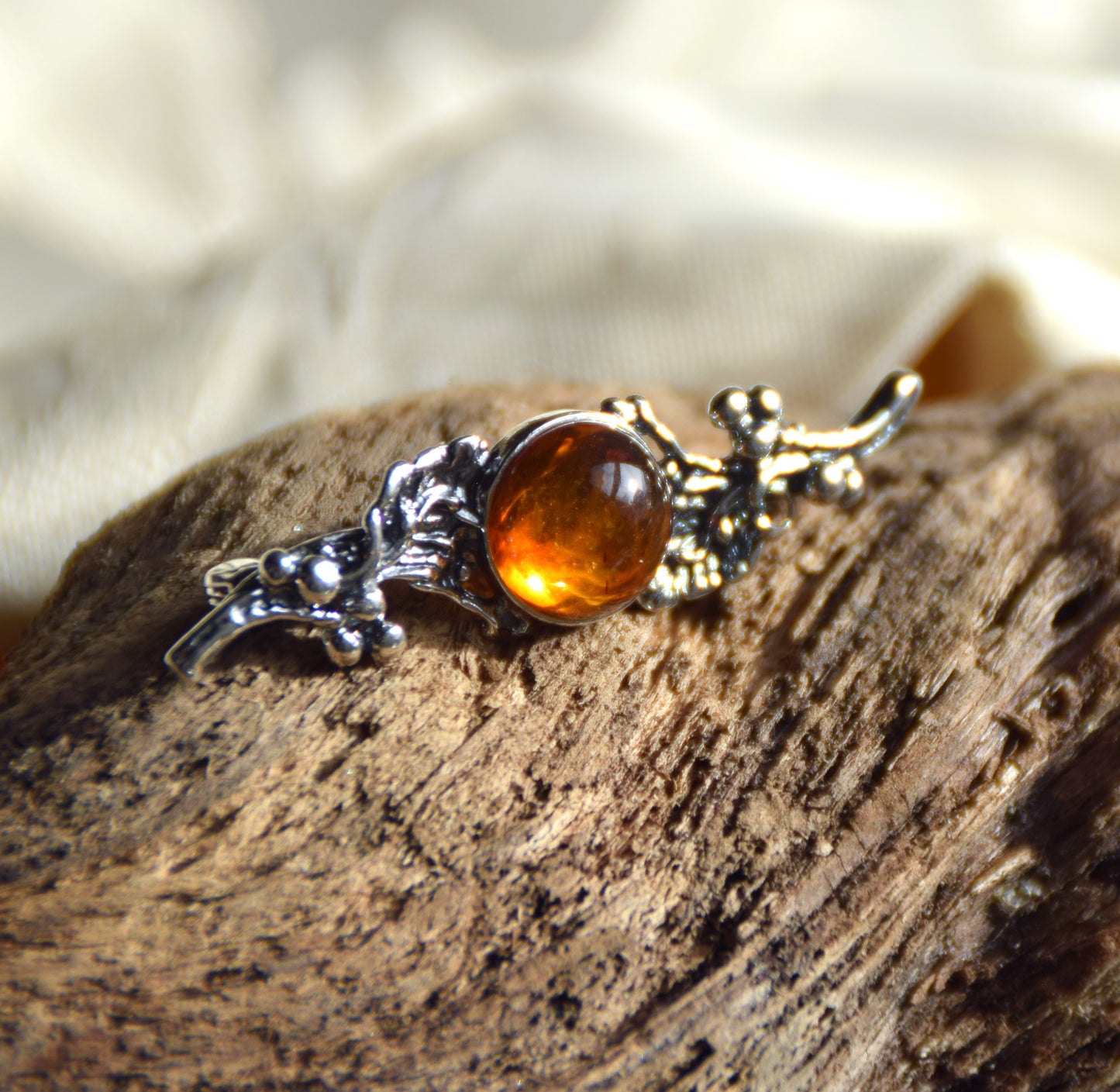 Vintage brooch with floral design created with natural cognac-colored Amber and 925 Silver, MJ Baltica, BBR016