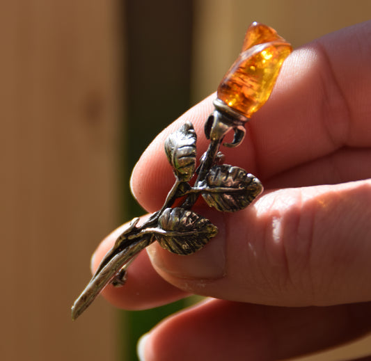 MJ Baltica, spilla, Ambra naturale Baltica, Argento 925, rosa, delicata, elegante, unica, BBR030