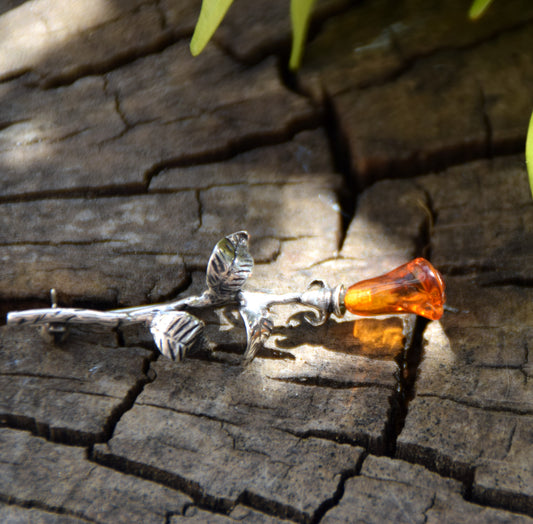 Romantic rose-shaped brooch crafted from natural cognac amber and 925 silver, MJ Baltica, BBR034