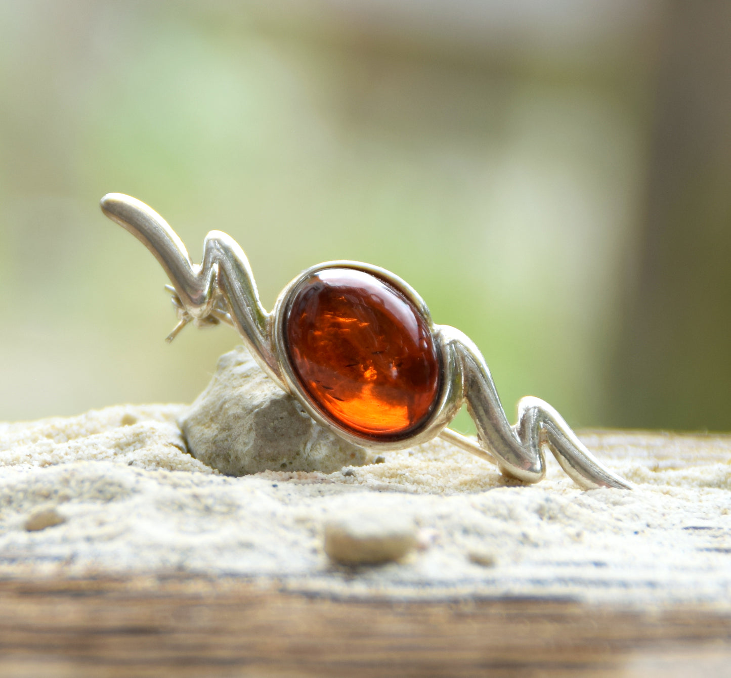 Bright brooch made with dark brown natural Amber and 925 Silver, MJ Baltica, BBR047