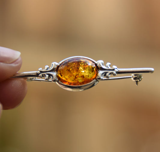 Vintage brooch created with cognac-colored natural Amber and 925 Silver, MJ Baltica, BBR062