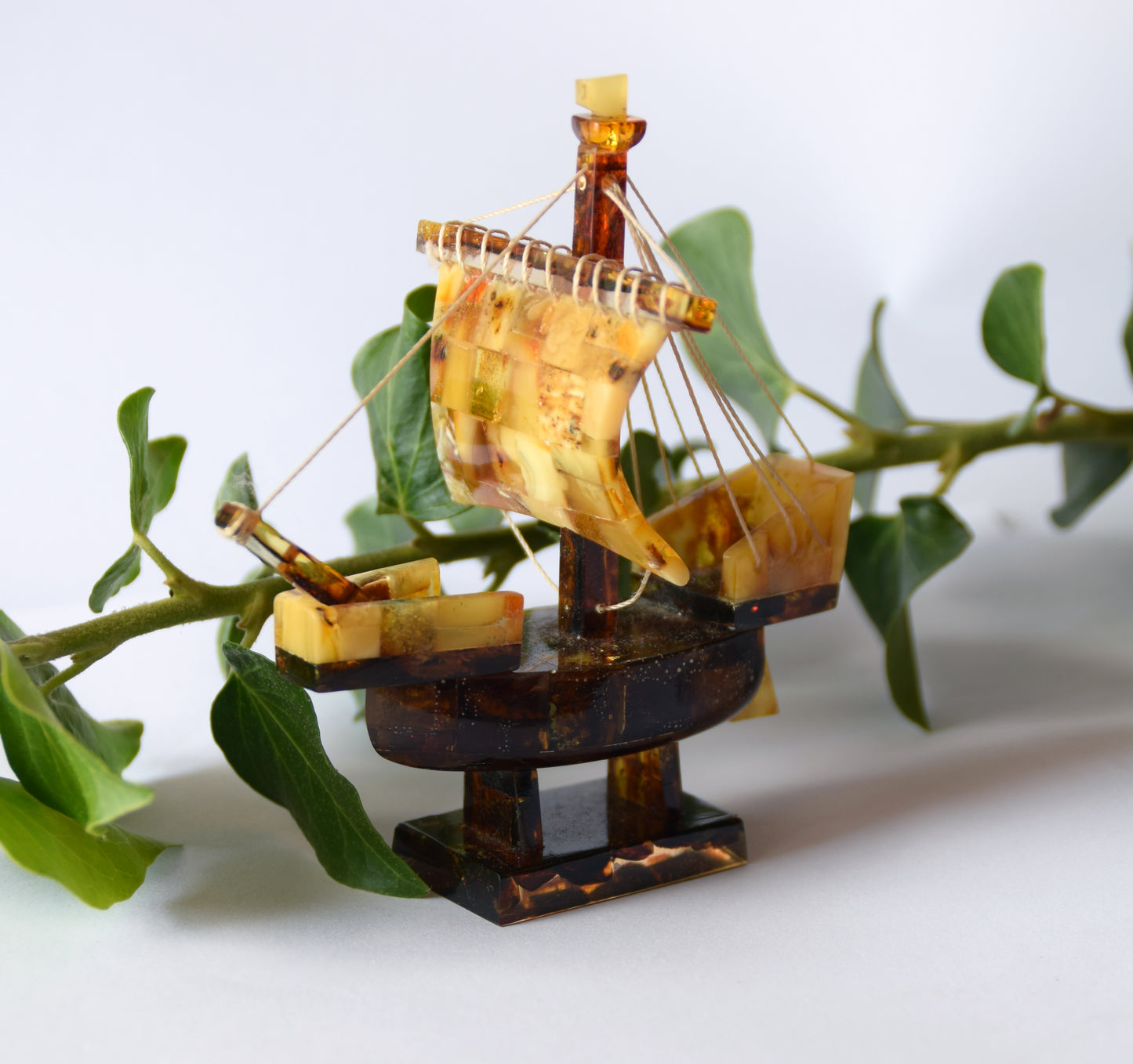 MJ Baltica, figurine, figure, natural Baltic Amber, handcrafted, sailing ship, ship, boat, unique, perfect, fine, delicate, sailing, handmade, BF025