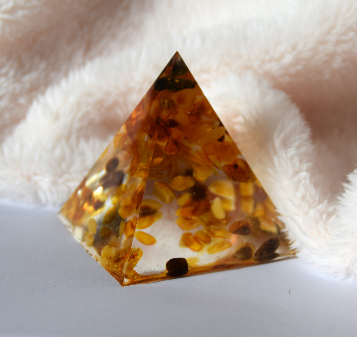 MJ Baltica, pyramid, natural Baltic amber, resin, handmade, unique, artisanal, ornament, decoration, pyramid, BF045