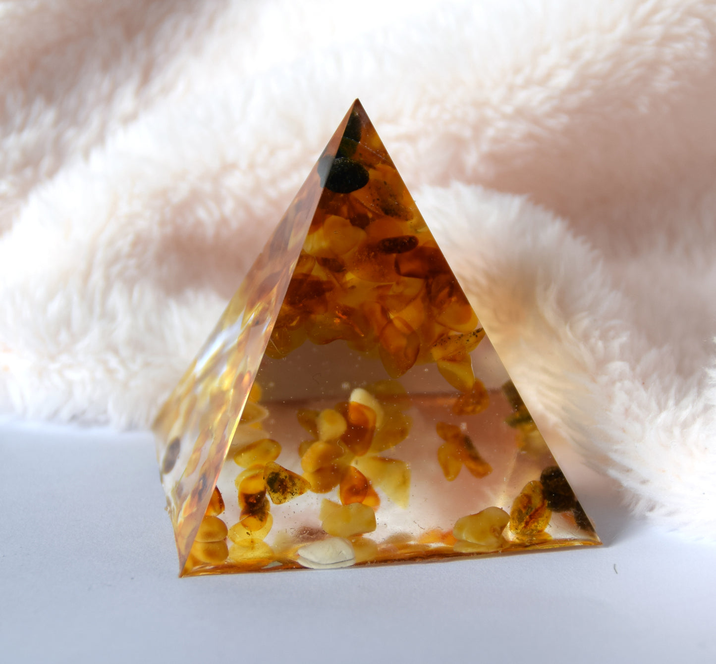 MJ Baltica, pyramid, natural Baltic amber, resin, handmade, unique, artisanal, ornament, decoration, pyramid, BF045