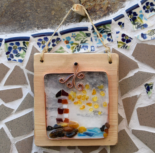 MJ Baltica, mosaico, Ambra naturale Baltica, quadretto, faro, mare, resina, rame, artigianale, tridimensionale BF054