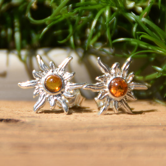 Sun-shaped stud earrings with natural cognac amber and 925 sterling silver, MJ Baltica, BK015