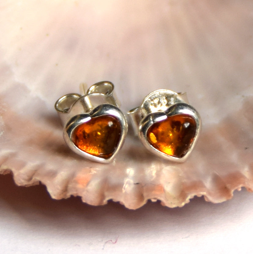 MJ Baltica, stud earrings, heart, natural Baltic amber, 925 silver, handcrafted BK016