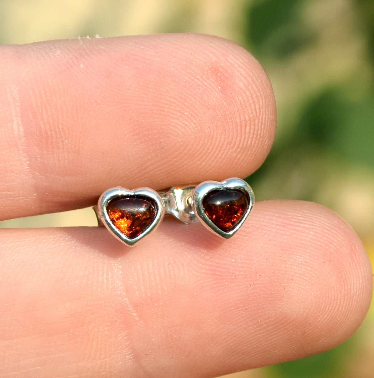 MJ Baltica, stud earrings, heart, natural Baltic amber, 925 silver, handcrafted BK016