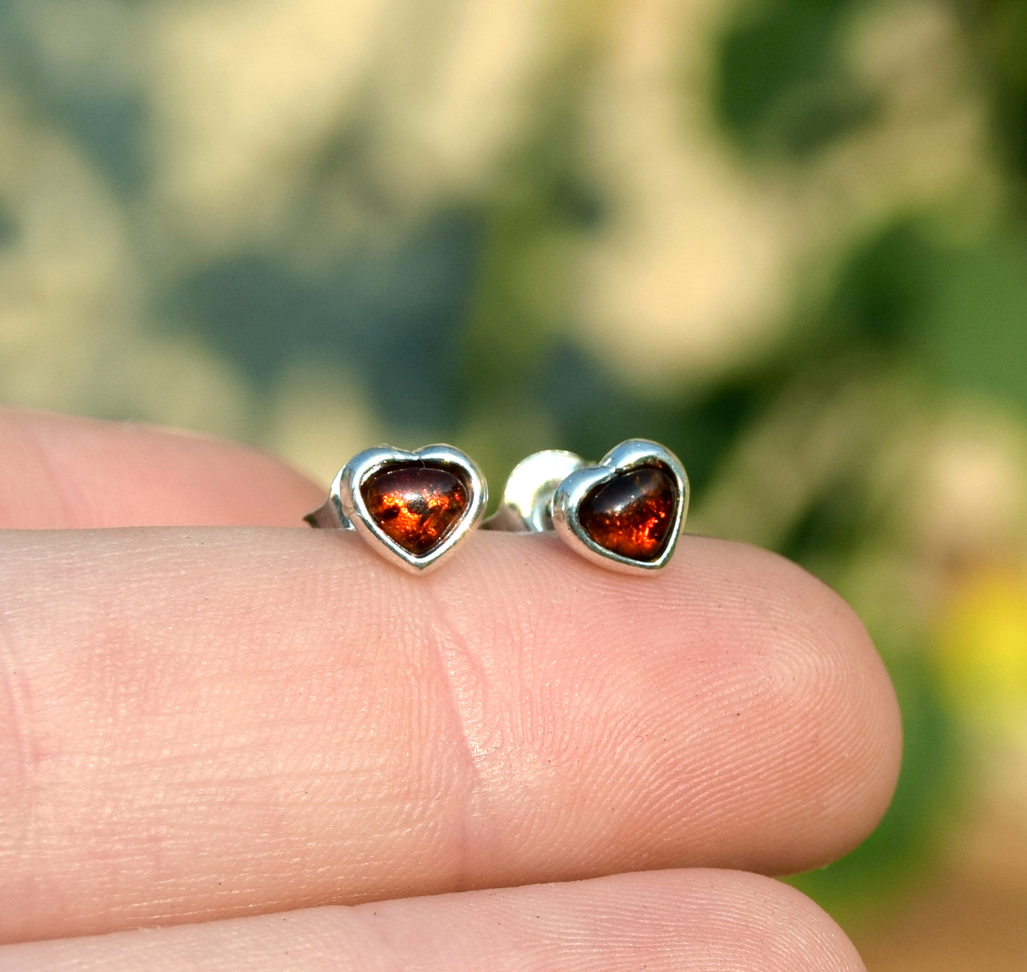 MJ Baltica, stud earrings, heart, natural Baltic amber, 925 silver, handcrafted BK016