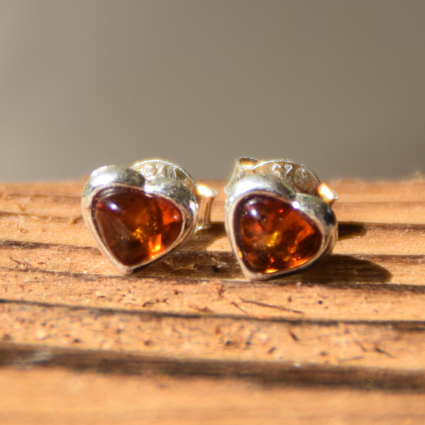 Romantic heart-shaped stud earrings with natural Cognac Amber and Sterling Silver 925, MJ Baltica, BK016
