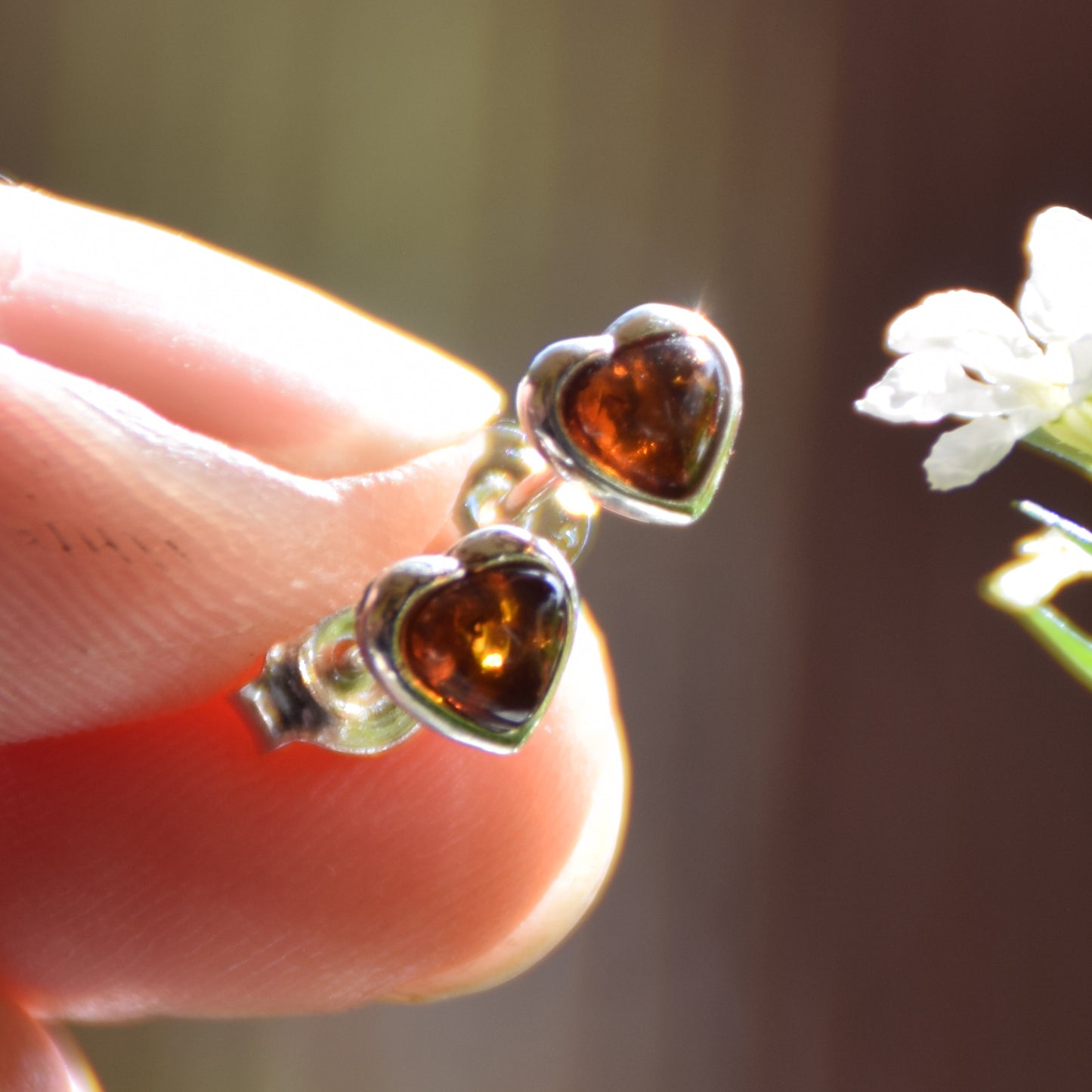 Romantic heart-shaped stud earrings with natural Cognac Amber and Sterling Silver 925, MJ Baltica, BK016