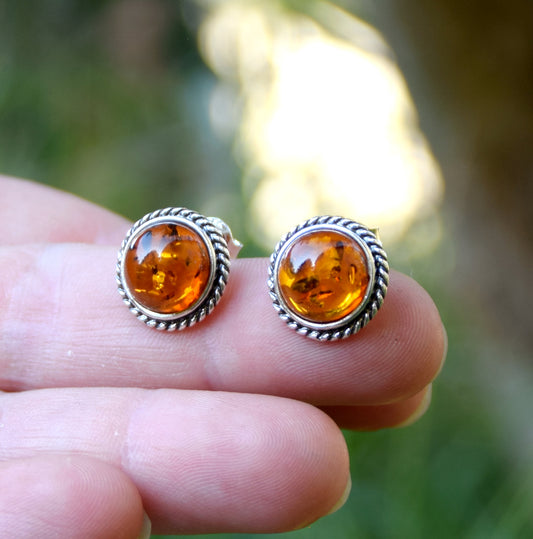 MJ Baltica, earrings, natural Baltic amber, 925 silver, classic, stud, lobe, BK026