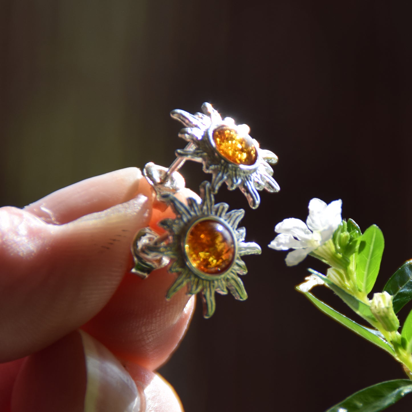 Sun-shaped stud earrings with natural Cognac Amber and 925 Silver, MJ Baltica, BK028